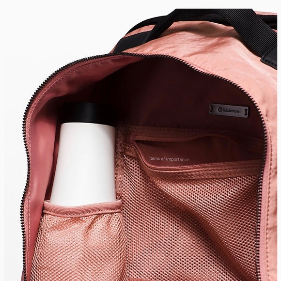 Lululemon City Adventurer Backpack - Picture 4 of 6